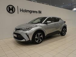 Silver Begagnad 2022 Toyota C-HR Executive SUV | 309 000 kr (Marknadspris)