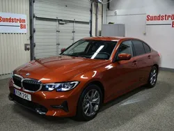 Orange Begagnad 2021 BMW 330e Sport Line Sedan | 399 900 kr (Dyr)