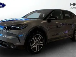 Grå (grey) Ny 2025 Ford Capri Premium SUV | 558 800 kr (Dyr)