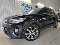 Svart Begagnad 2017 Kia Stonic Advance SUV | 104 900 kr (Marknadspris)