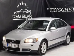 Ljusgrå Begagnad 2004 Volvo S40 Sedan | 54 800 kr (Lite dyr)