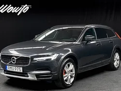 Grå Begagnad 2017 Volvo V90 CC Kombi | 259 800 kr (Marknadspris)