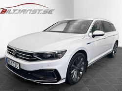 Vit Begagnad 2023 VW Passat GTE Kombi | 319 900 kr (Marknadspris)