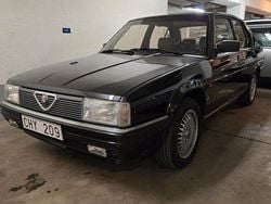 Svartmetalic Begagnad 1987 Alfa Romeo 90 Sedan | 154 900 kr