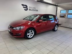 Röd Begagnad 2013 VW Golf VII Halvkombi | 95 000 kr (Superpris)