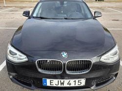 Svart Begagnad 2014 BMW 116 Halvkombi | 95 000 kr (Marknadspris)