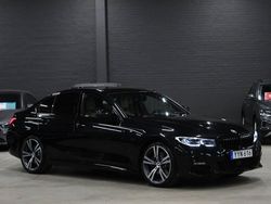 Svart Begagnad 2019 BMW 330 M Sport Sedan | 359 900 kr (Marknadspris)