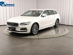 Crystal vit metallic Begagnad 2024 Volvo V90 Core Kombi | 419 900 kr (Marknadspris)