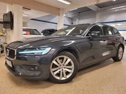Grå Begagnad 2019 Volvo V60 Momentum Kombi | 259 500 kr (Marknadspris)
