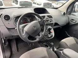 Vit Begagnad 2019 Renault Kangoo Minibuss | 65 000 kr (Superpris)