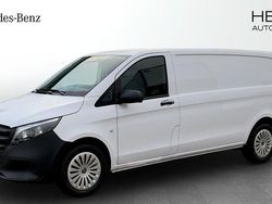 Vit (white) Ny 2024 Mercedes Vito Minibuss | 512 375 kr (Dyr)