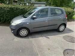 Grå Begagnad 2009 Hyundai i10 Halvkombi | 29 500 kr (Marknadspris)