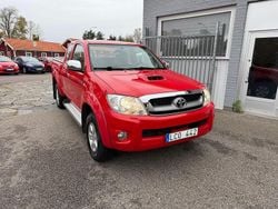 Röd Begagnad 2011 Toyota HiLux Pickup | 189 900 kr (Bra pris)