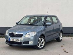 Grå Begagnad 2010 Skoda Fabia Halvkombi | 49 999 kr (Marknadspris)