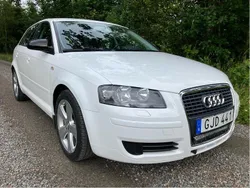 Vit Begagnad 2008 Audi A3 Sportback Attraction Halvkombi | 52 000 kr (Marknadspris)