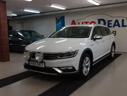 Vit Begagnad 2016 VW Passat Alltrack Kombi | 169 900 kr (Marknadspris)