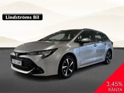 Silver Begagnad 2023 Toyota Corolla Active Kombi | 284 900 kr (Marknadspris)