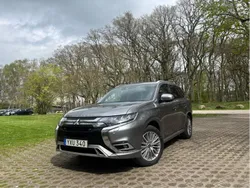 Mitsubishi Outlander P-HEV