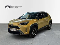 Gul Begagnad 2022 Toyota Yaris Cross Edition SUV | 309 900 kr (Marknadspris)