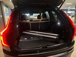 Grå Begagnad 2019 Volvo XC90 Inscription SUV | 488 999 kr (Marknadspris)
