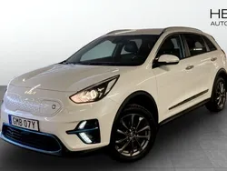 Vit (white) Begagnad 2022 Kia e-Niro Advance SUV | 259 900 kr (Bra pris)