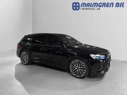 Svart Begagnad 2024 Audi Q7 S-Line SUV | 979 000 kr