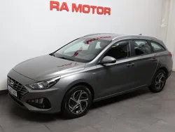 Grå Begagnad 2020 Hyundai i30 Essential Kombi | 169 800 kr (Marknadspris)