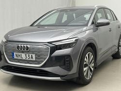 Grå Begagnad 2024 Audi Q4 e-tron Advanced SUV | 420 000 kr (Bra pris)