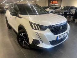 Vit Begagnad 2023 Peugeot 2008 GTi SUV | 239 900 kr (Marknadspris)