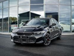 Svart Begagnad 2025 BMW 330 M Sport Sedan | 539 900 kr