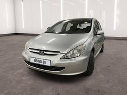 Ljusgrå (grå) Begagnad 2005 Peugeot 307 Halvkombi | 39 900 kr (Marknadspris)