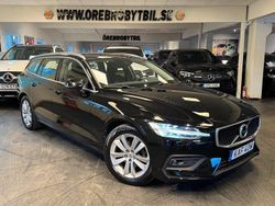 Svart Begagnad 2021 Volvo V60 Momentum Kombi | 279 900 kr (Marknadspris)