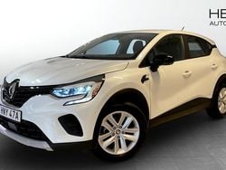 Vit (white) Begagnad 2022 Renault Captur SUV | 249 900 kr (Lite dyr)