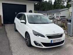 Vit Begagnad 2016 Peugeot 308 Allure Kombi | 109 000 kr (Bra pris)