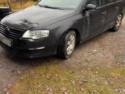 Svart Begagnad 2008 VW Passat Highline Kombi | 7 000 kr (Superpris)