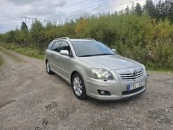 Silver Begagnad 2007 Toyota Avensis Kombi | 31 000 kr (Marknadspris)