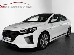 Vit Begagnad 2016 Hyundai Ioniq Premium Sedan | 174 900 kr (Lite dyr)
