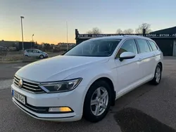 Vit Begagnad 2015 VW Passat Kombi | 119 900 kr (Marknadspris)