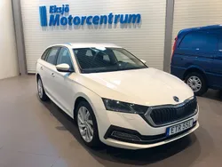 Vit Begagnad 2021 Skoda Octavia Style Kombi | 279 900 kr (Marknadspris)