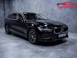 Svart Begagnad 2020 Volvo V60 Momentum Kombi | 212 800 kr (Marknadspris)