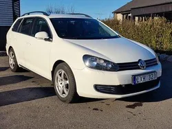 Vit Begagnad 2012 VW Golf VII Kombi | 65 000 kr (Superpris)