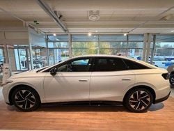 Vit Ny 2025 VW ID.7 Pro Halvkombi | 638 900 kr (Marknadspris)