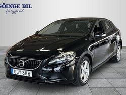 Svart Begagnad 2016 Volvo V40 Business Edition Halvkombi | 154 000 kr (Marknadspris)