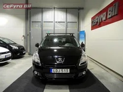Svart Begagnad 2011 Peugeot 5008 Minibuss | 89 900 kr (Lite dyr)