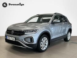 Silver Begagnad 2024 VW T-Roc Life SUV | 304 400 kr (Marknadspris)