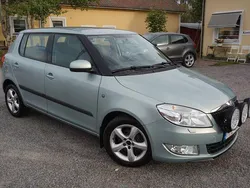 Ljusgrön Begagnad 2010 Skoda Fabia Elegance Halvkombi | 26 900 kr (Marknadspris)