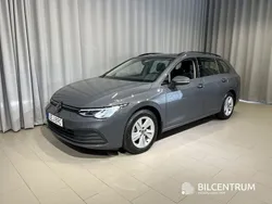 Grå Begagnad 2024 VW Golf VIII Kombi | 299 900 kr (Marknadspris)