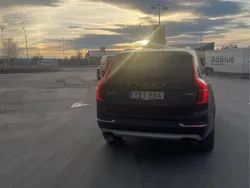 Blå Begagnad 2016 Volvo XC90 SUV | 320 000 kr (Superpris)