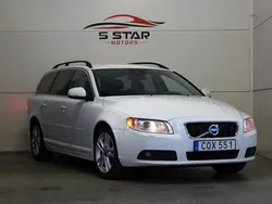 Vit Begagnad 2012 Volvo V70 Momentum Kombi | 84 900 kr (Marknadspris)