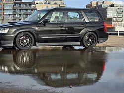 Svart Begagnad 2003 Subaru Forester SUV | 50 000 kr